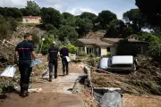 Un an après les inondations meurtrières, Cavalière au Lavandou peine à se relever