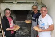 Un fournil historique renaît à Chenaumoine pour le pain artisanal