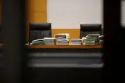 Une nonagénaire spoliée de 800 000 euros par un homme 49 ans plus jeune