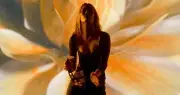 Vanessa Paradis électrise Bordeaux avec un concert généreux