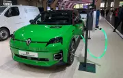 Ventes de voitures électriques en hausse de 48% en France malgré un marché en berne