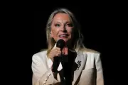 Véronique Sanson rassure ses fans après son hospitalisation pour une infection respiratoire