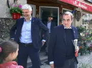 Wauquiez prend ses distances avec Lecornu, Retailleau prépare l'après-Bayrou