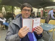 Yves D'Amécourt publie 