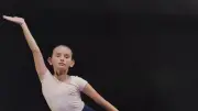 Zoé Bézard, 8 ans, remporte le 2e prix au Concours national de danse