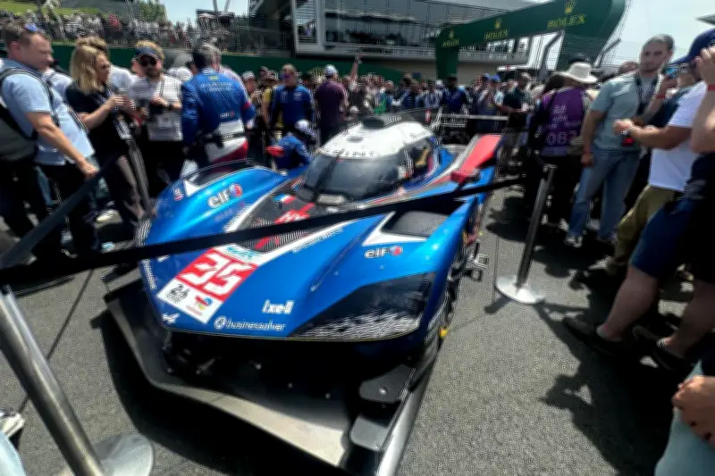 24 Heures du Mans 2026 : immersion au cœur d'Alpine pour sa dernière course
