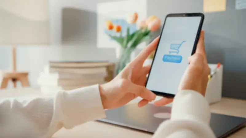 250 fausses applications vident vos comptes : comment les éviter