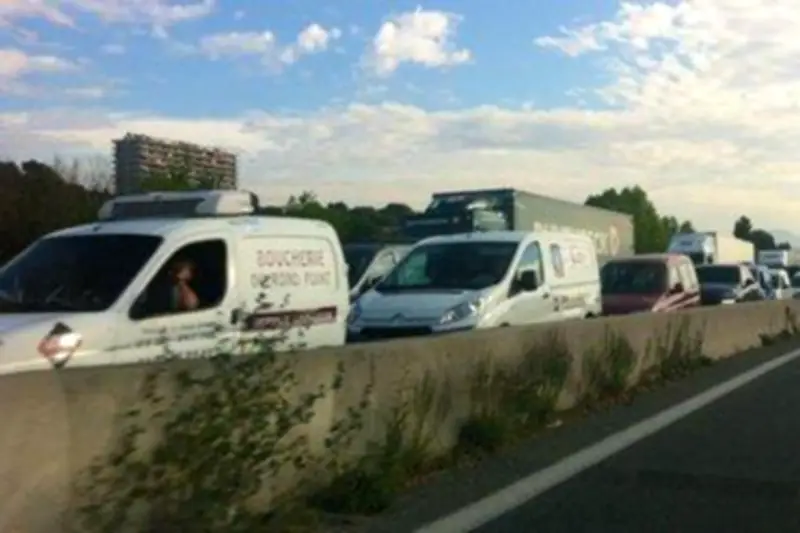 Accident sur l'A8 : bouchons géants entre Antibes et Nice ce lundi