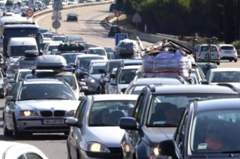 Accident sur l'A8 près de Nice : circulation totalement interrompue