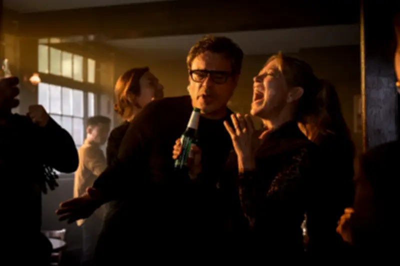 Alice et Steve : une série cruellement drôle qui va vous rendre accro