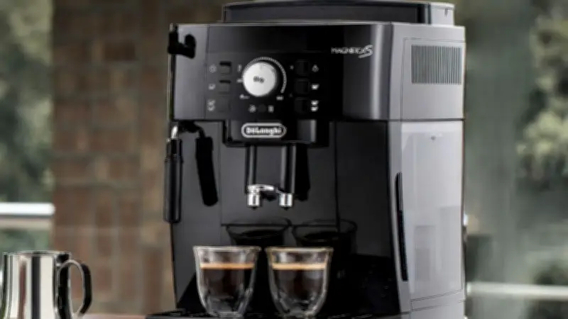 Amazon réduit le prix de la machine à café De'Longhi Magnifica S