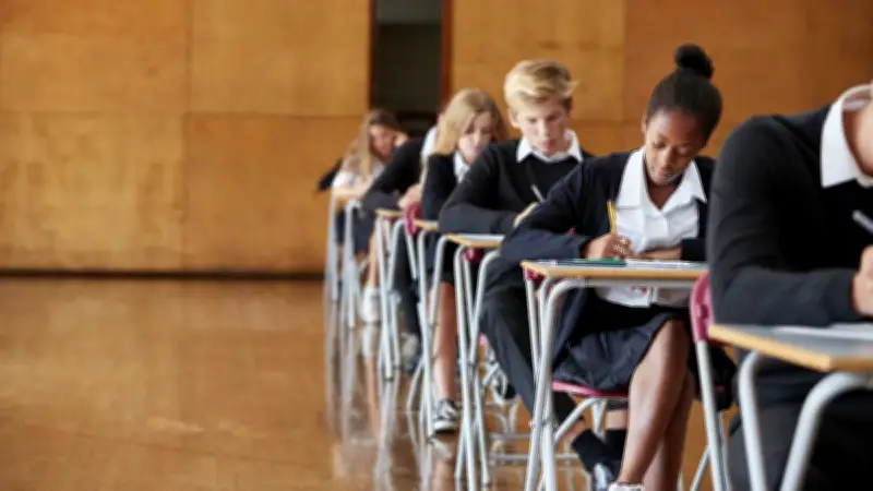 Angleterre: 25 000 signatures contre une épreuve de maths jugée trop difficile
