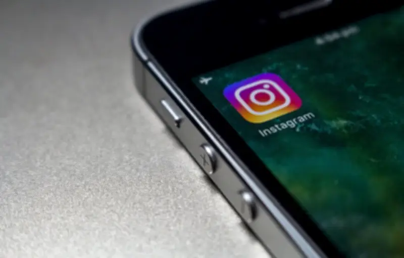 Arnaque sur Instagram : de faux artistes piègent les utilisateurs