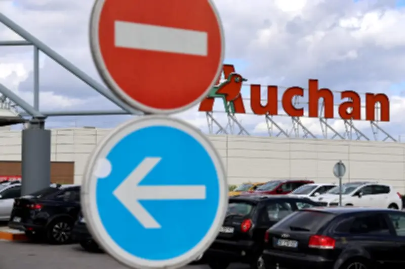 Auchan cède 72 supermarchés à Intermarché, 17 cherchent repreneur