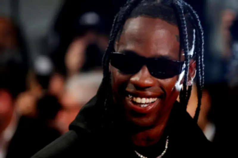 Bad buzz à Monaco : Travis Scott interrompt le set du DJ John Summit