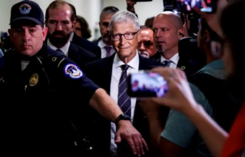 Bill Gates nie toute implication dans les crimes de Jeffrey Epstein