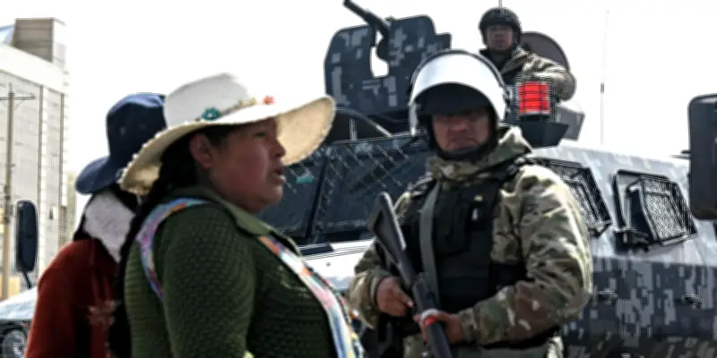 Bolivie : état d'exception levé après six semaines de crise