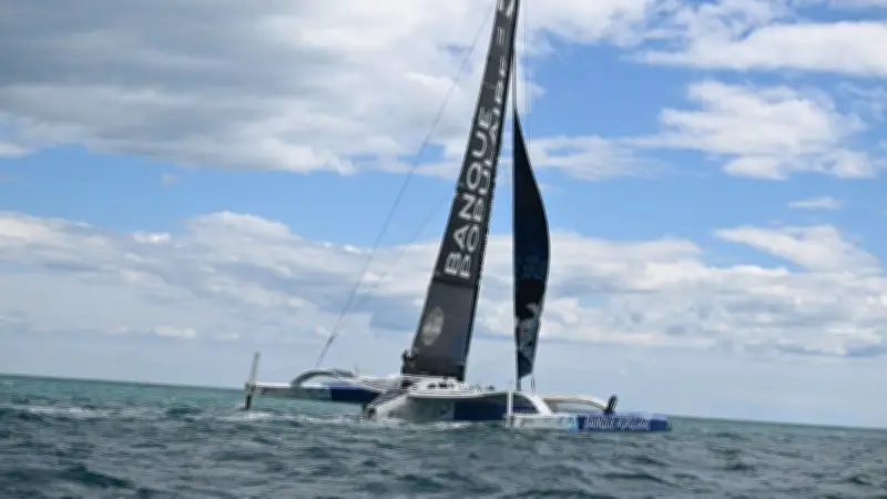 À bord du maxi-trimaran d'Armel Le Cléac'h : vitesse et gigantisme