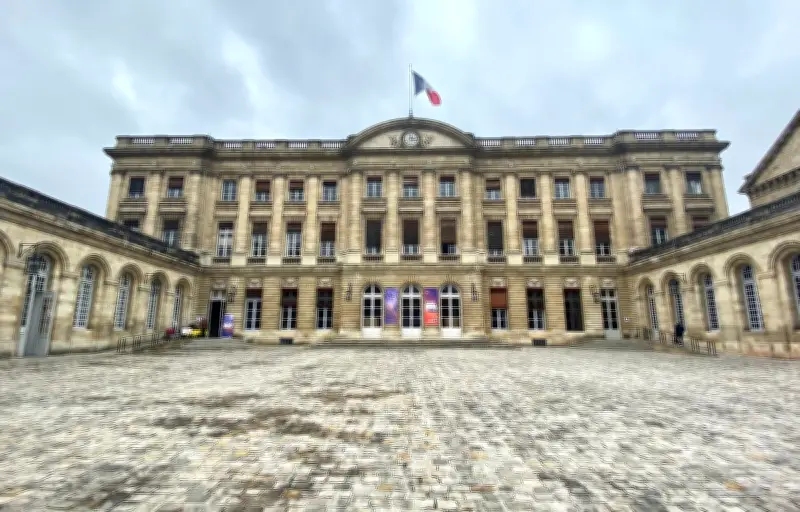Bordeaux : alerte sur une dette de 413 millions d'euros et risque de mise sous tutelle