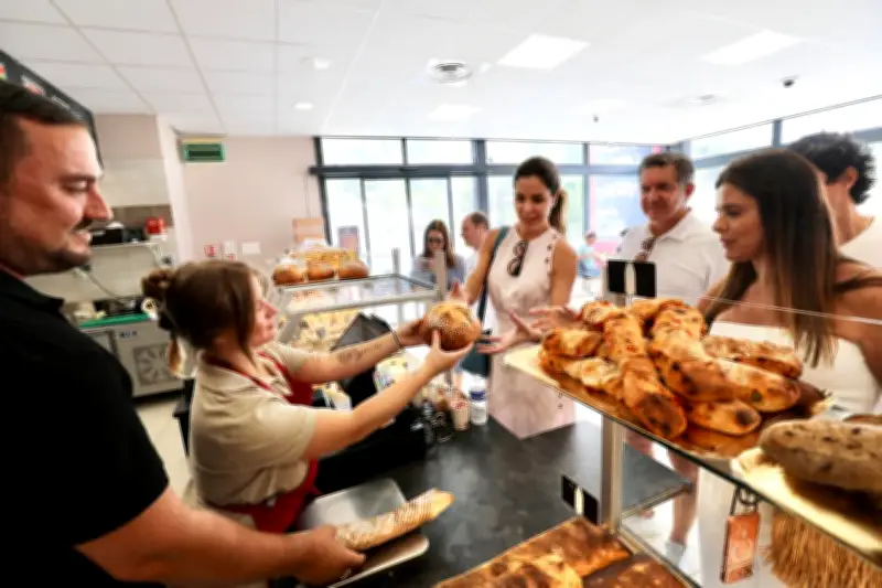 Boulangeries en chaîne : l'ombre portée sur les artisans indépendants