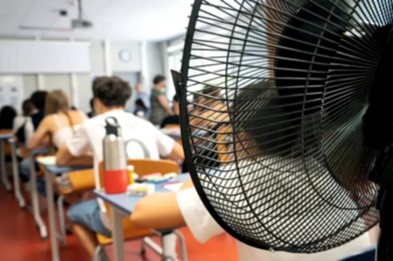 Brevet maintenu malgré la canicule : malaise et vomissements dans les salles d'examen