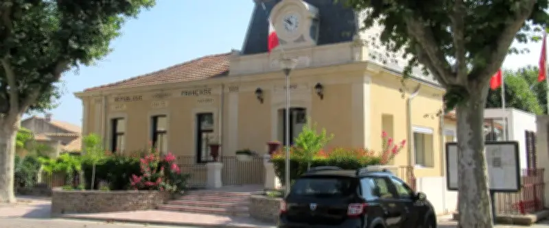 Cambriolage à la mairie de Magalas et domicile d'élu dégradé : enquête en cours