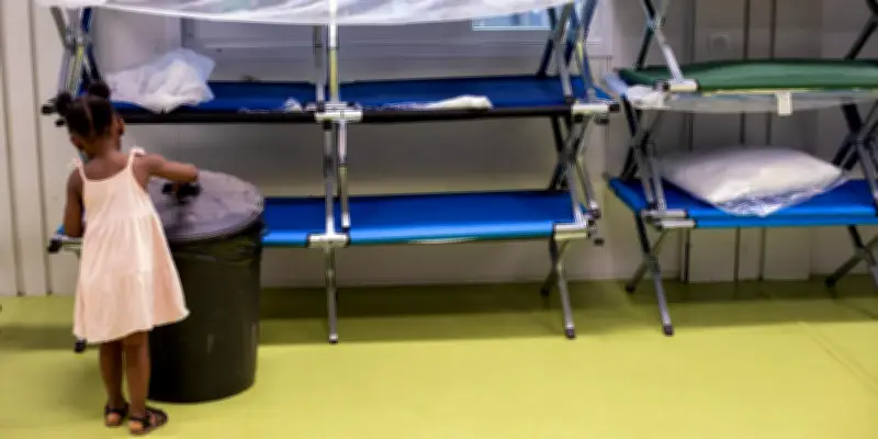 Canicule : des places provisoires pour les sans-abri à Paris