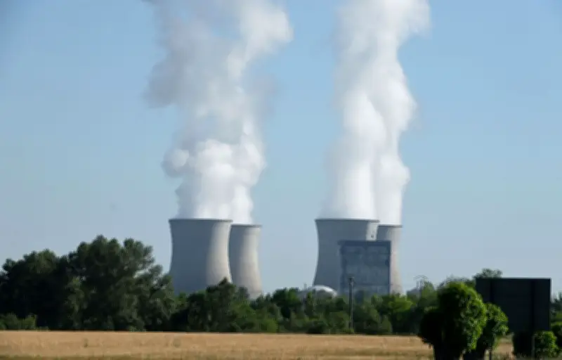 Canicule : EDF réduit sa production nucléaire dans le Rhône
