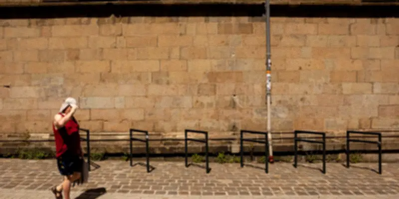 Canicule : enfants à la maison l'après-midi, pire que le confinement