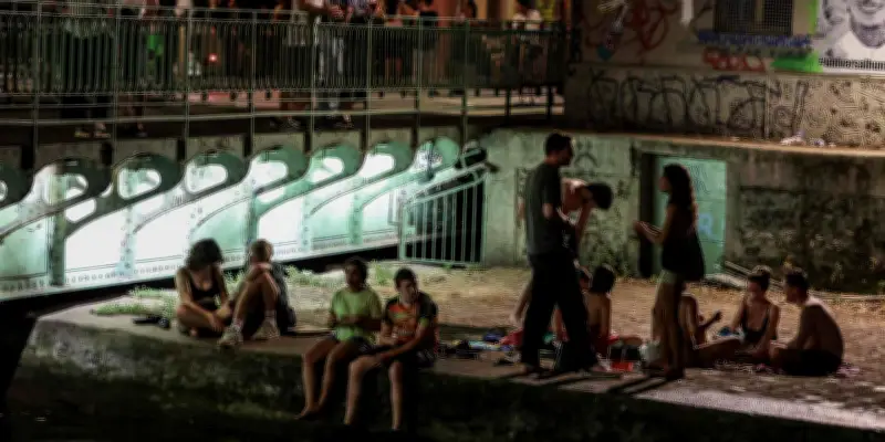 Canicule : la Marche des fiertés reportée à Paris samedi