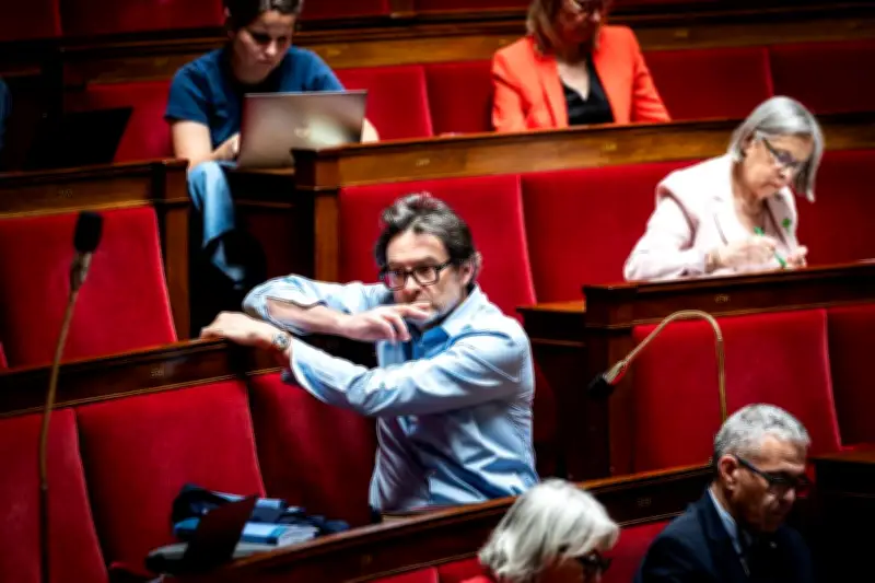 Canicule à l'Assemblée : le triangle des Bermudas