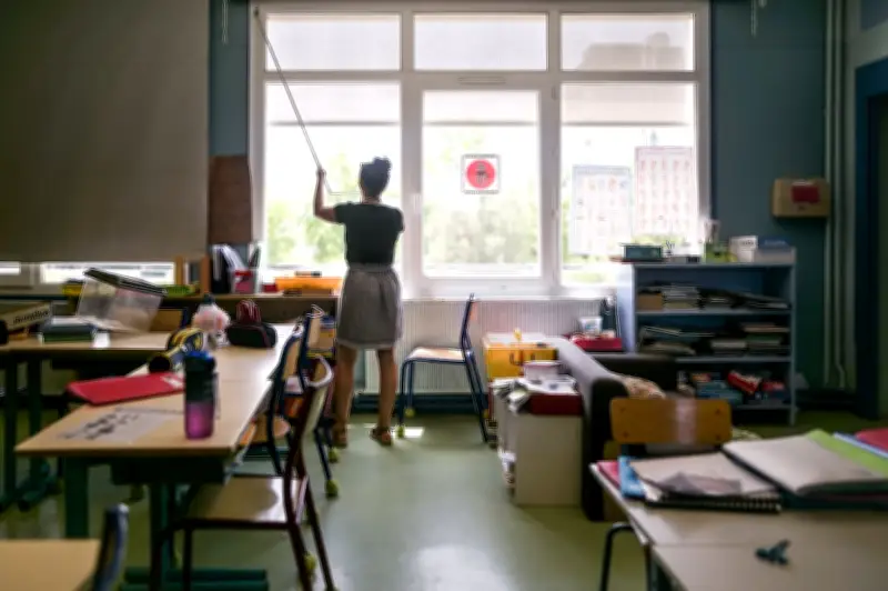 Canicule à l'école : des profs désemparés et forcés d'improviser