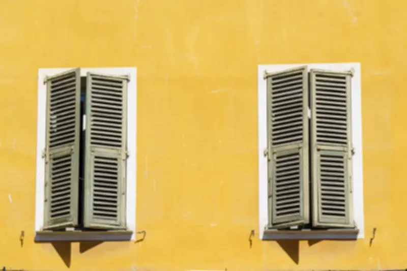 Canicule : le lobby du volet absent face à 40% de logements sans protection