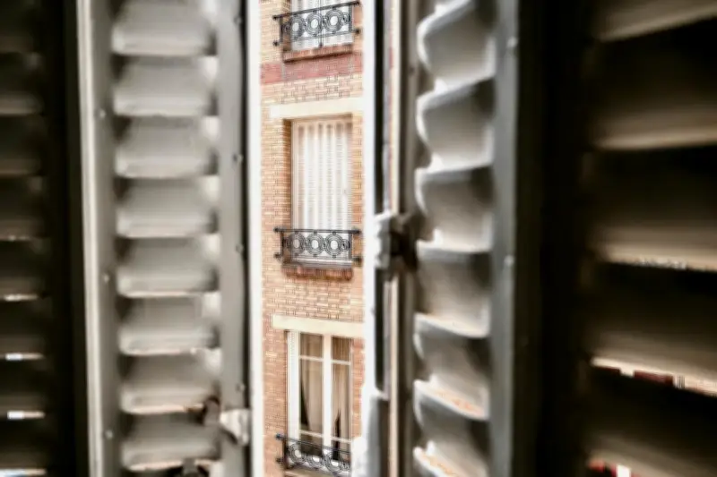 Canicule : ma voisine et moi, un vis-à-vulve tropical