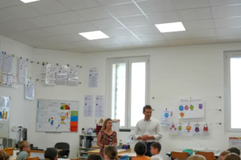 Carqueiranne équipe ses écoles contre la chaleur