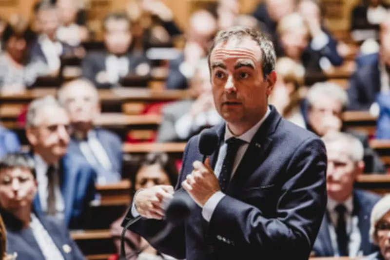 Casseurs-payeurs : le projet de loi Lecornu pour faire payer les auteurs de dégradations