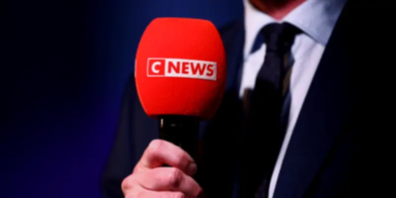 CNews, chaîne la plus sanctionnée par l'Arcom en 2025