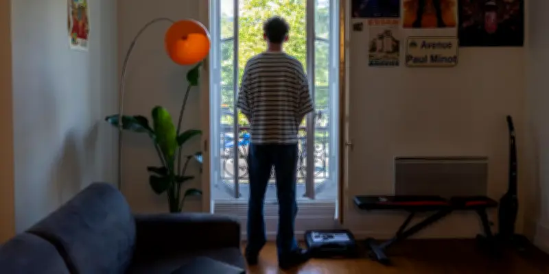 Colocation à Neuilly : Quentin, 25 ans, brise les clichés