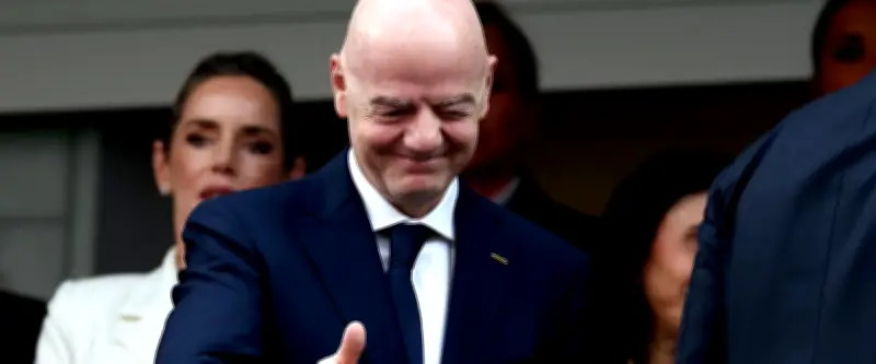 Coupe du monde 2026 : Infantino défend les pauses fraîcheur