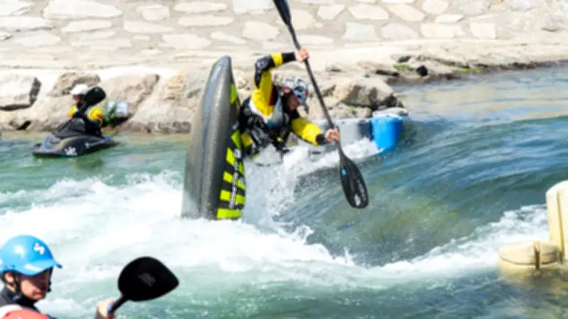 Coupe du monde de kayak freestyle à Millau : un programme inclusif
