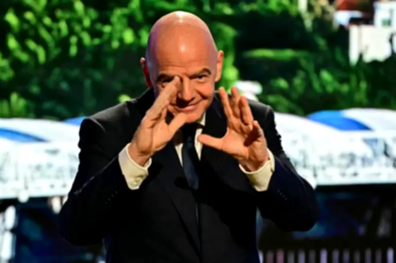 Coupe du monde : Infantino, l'incarnation des dérives du foot business