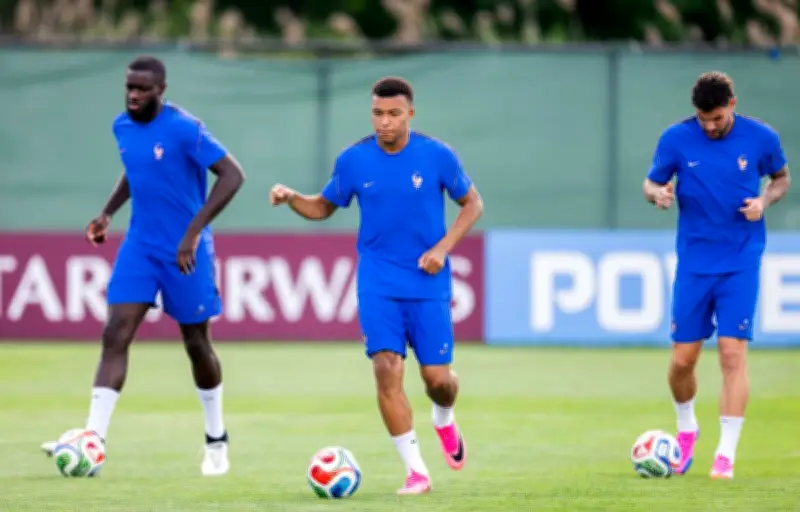 Coupe du monde : les Bleus face à la Suède pour une place en 8es