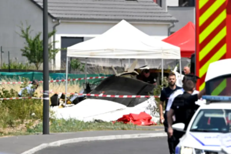 Crash d'avion en Meurthe-et-Moselle : onze morts, Nuñez attendu