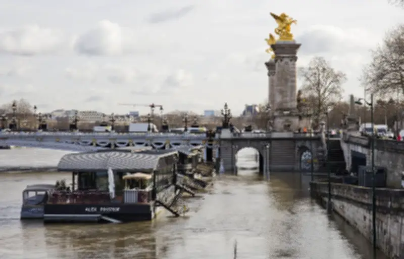 Crues centennales : un million de Franciliens menacés par une inondation majeure