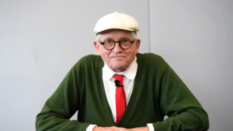 David Hockney, peintre record, s'éteint à 88 ans