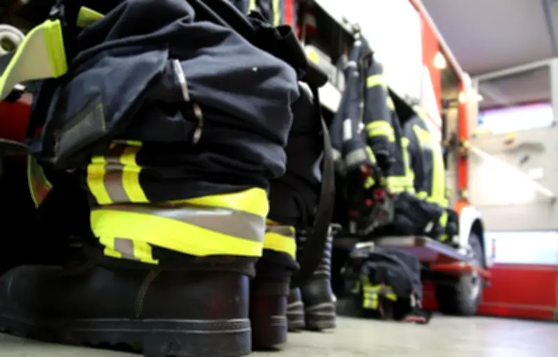 Des pompiers de Toulouse enflamment TikTok avec un clip déguisé en Céline Dion