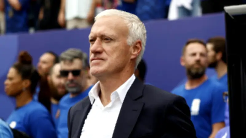 Deuil familial : Deschamps absent pour France-Norvège, Stéphan le remplace