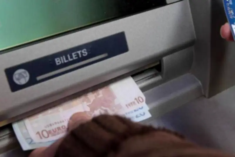 Deux Marseillais condamnés pour vols de cartes bancaires de personnes âgées dans le Var