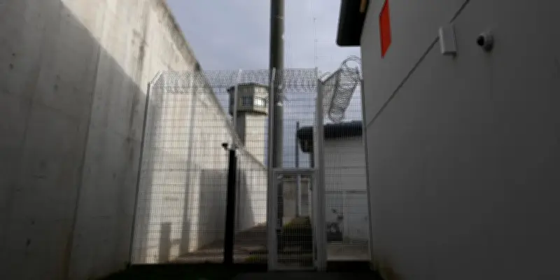 Détenus de Condé-sur-Sarthe portent plainte pour violences et harcèlement