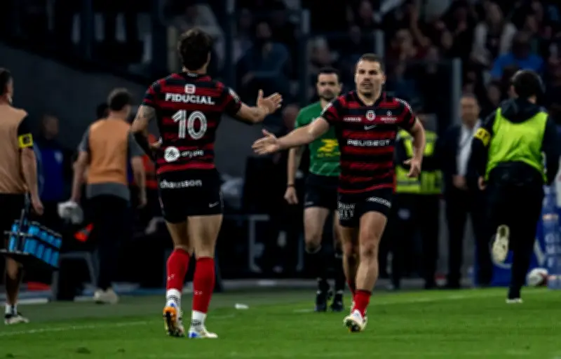 Dupont et Ntamack confirment leur participation à la tournée estivale du XV de France